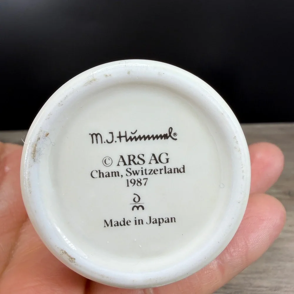 M.J. Hummel vintage hummel
